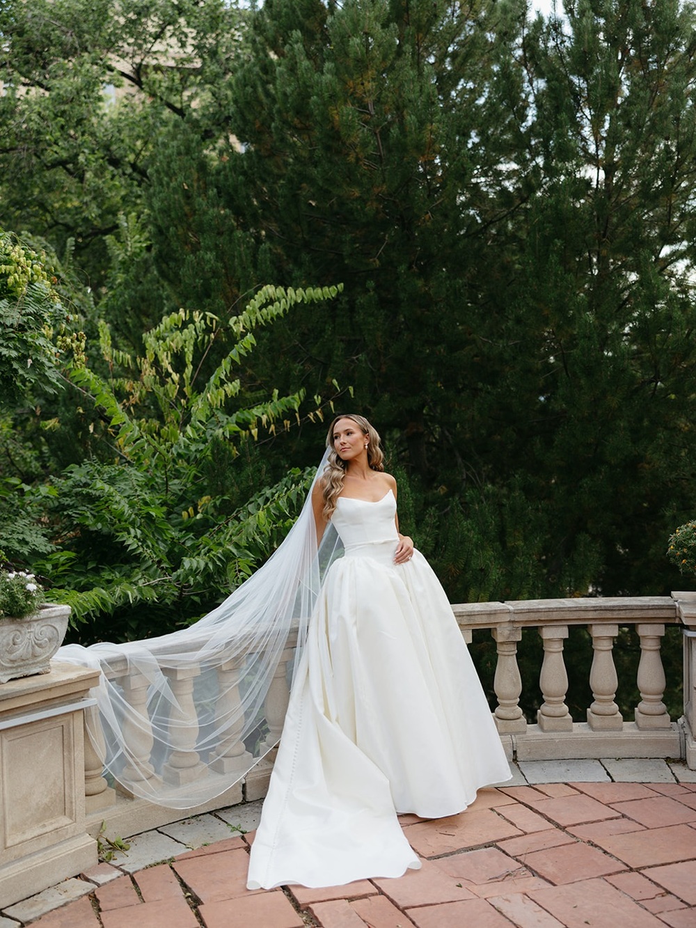 105” princess veil - Picture 7 of 8